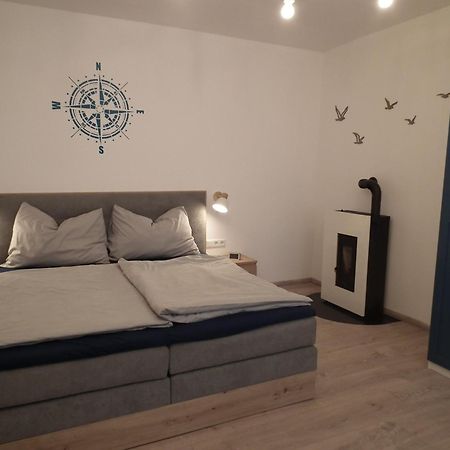 Appartement Blue Dinghi Moerbisch Am See Exterior photo