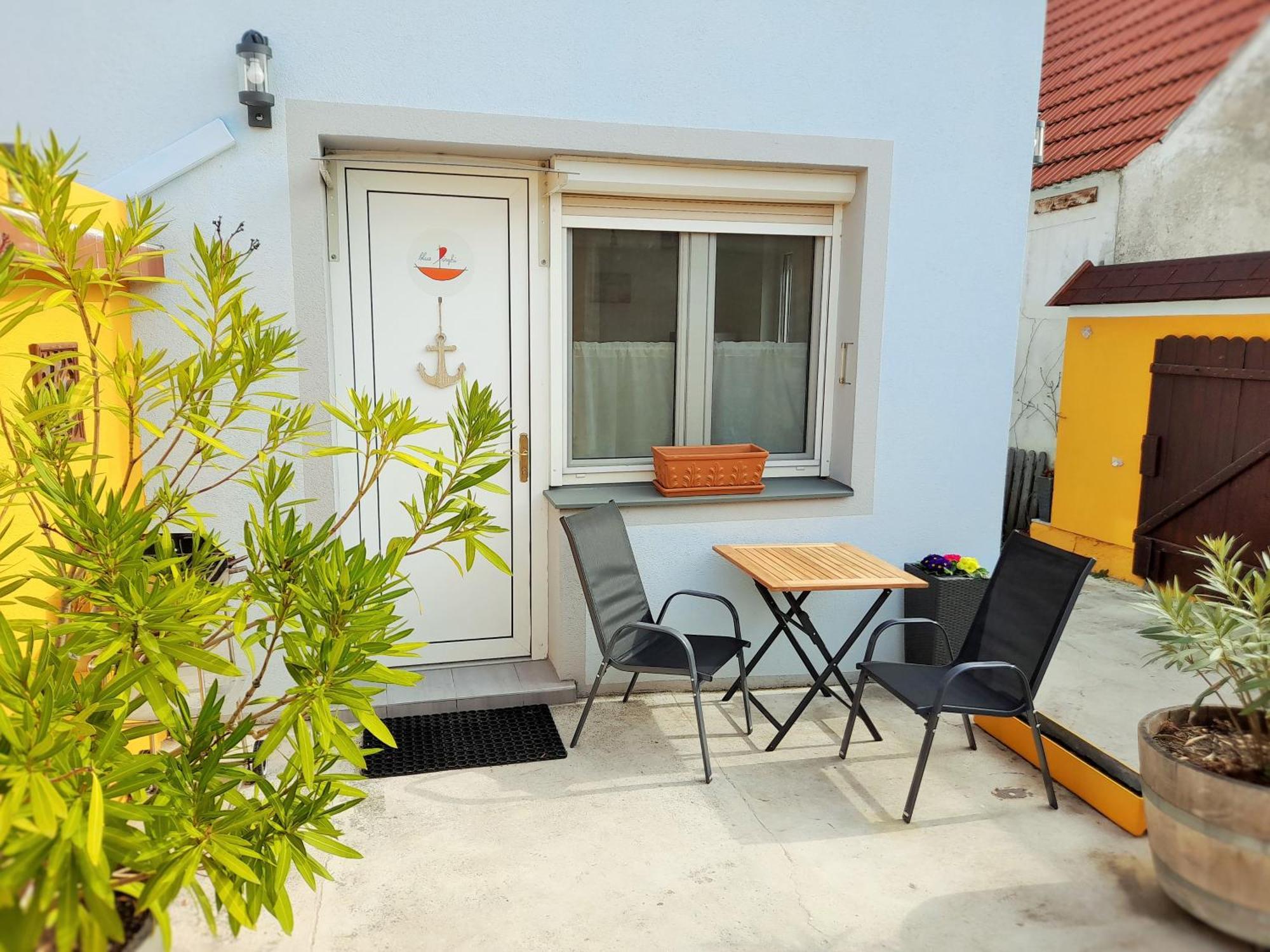 Appartement Blue Dinghi Moerbisch Am See Exterior photo